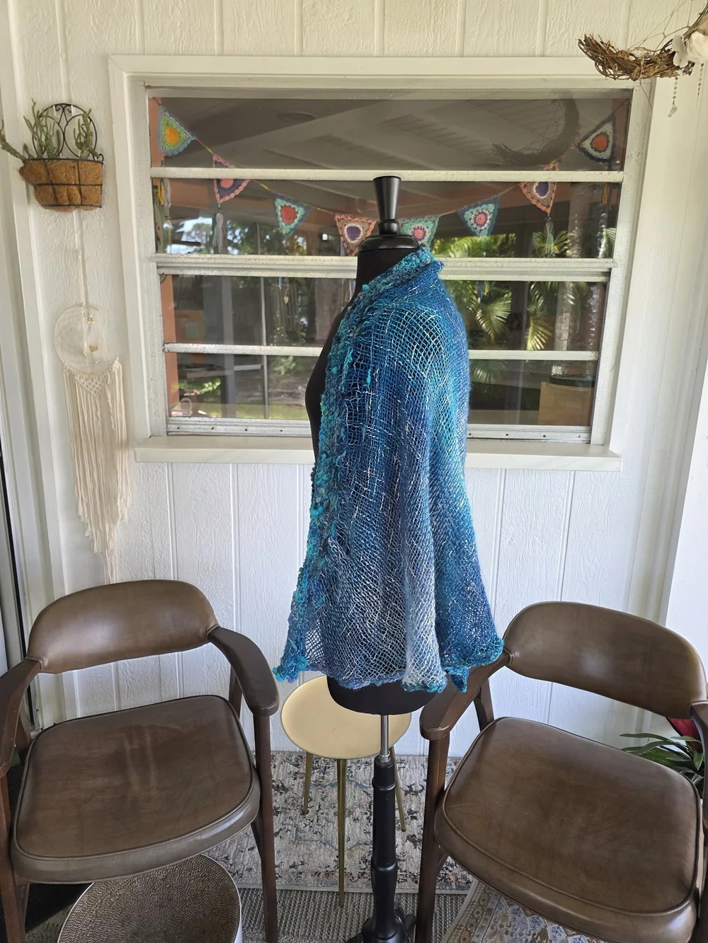 Vintage Y2K Boho Chic Triangle Shawl Blue Teal Knit Wrap Scarf Mermaidcore